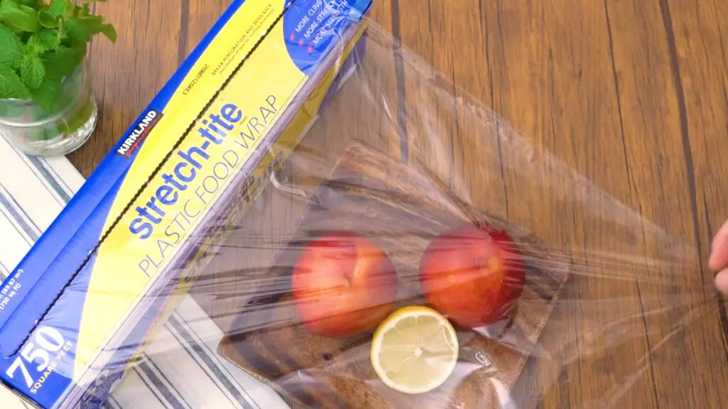 家庭用ラップと業務用ラップの違いとは？強度・コスパ・使い勝手を徹底比較 | FUKURAMO